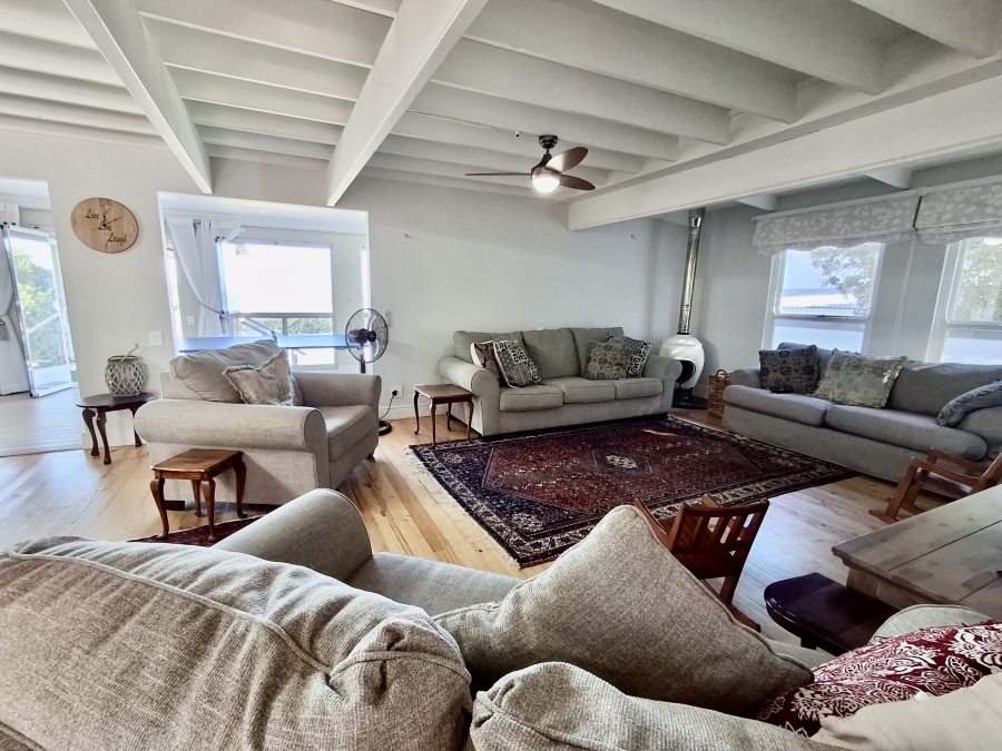 5 Bedroom Property for Sale in Grotto Bay Western Cape